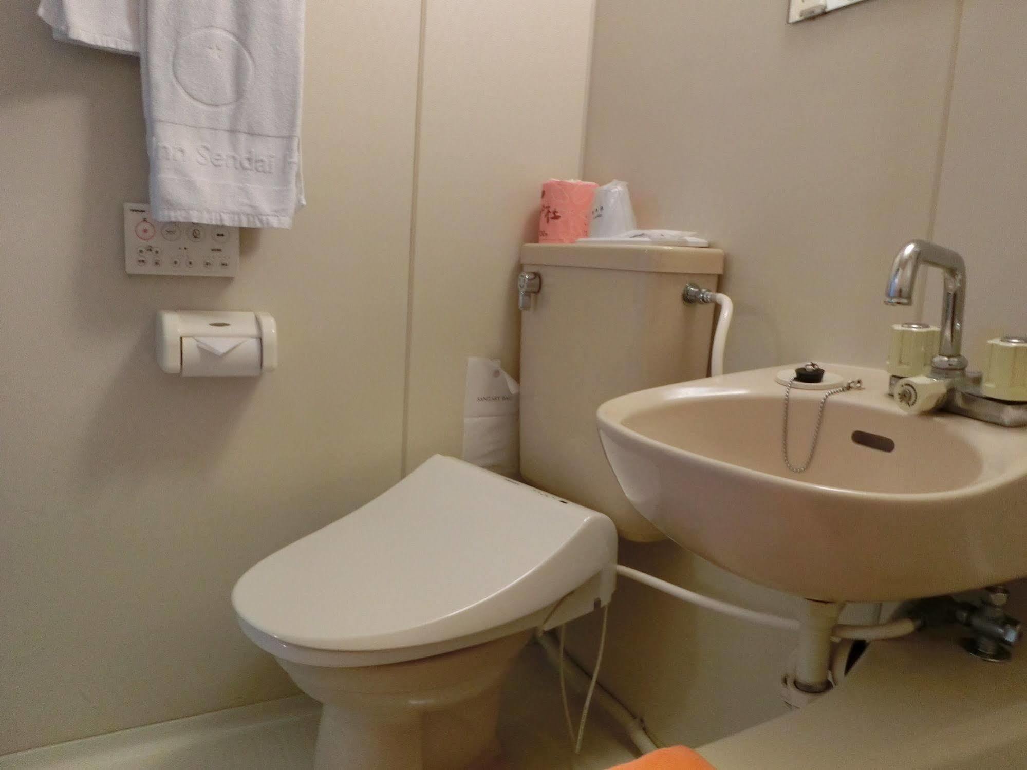 Orange Inn Sendaihigashi Экстерьер фото